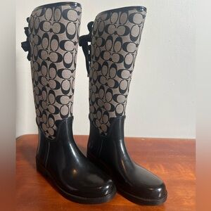 Elegant Tristee Coach Women's Black and Gray Patterned Knee-High Boots Size 7